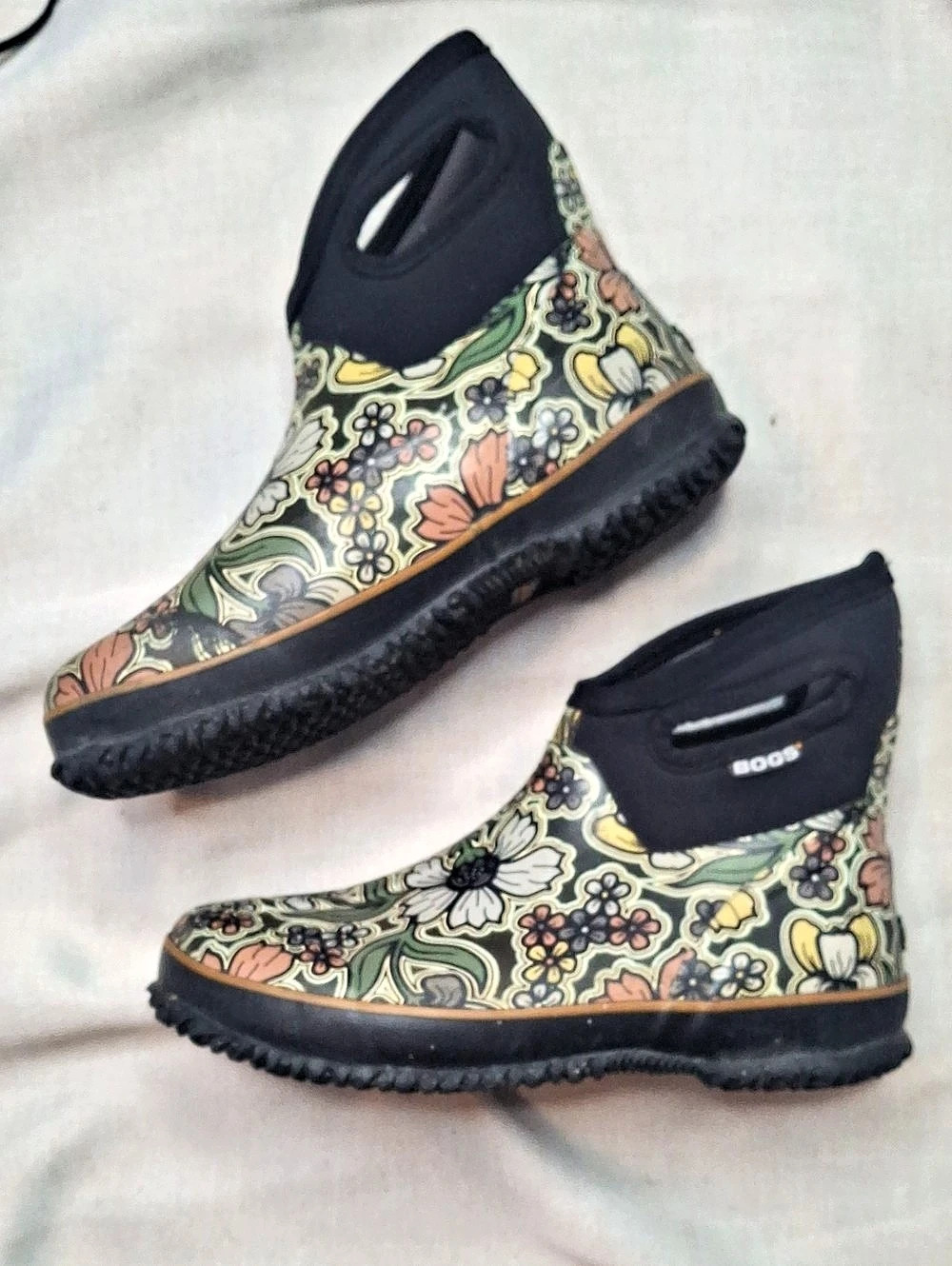 BOGS Classic Short May Floral Rain Boots US 11